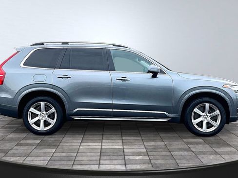 Used 2016 Volvo XC90 T8 Momentum w/ Vision Package AWD/4WD image 8