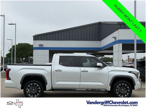 Used 2024 Toyota Tundra Limited AWD/4WD image 3