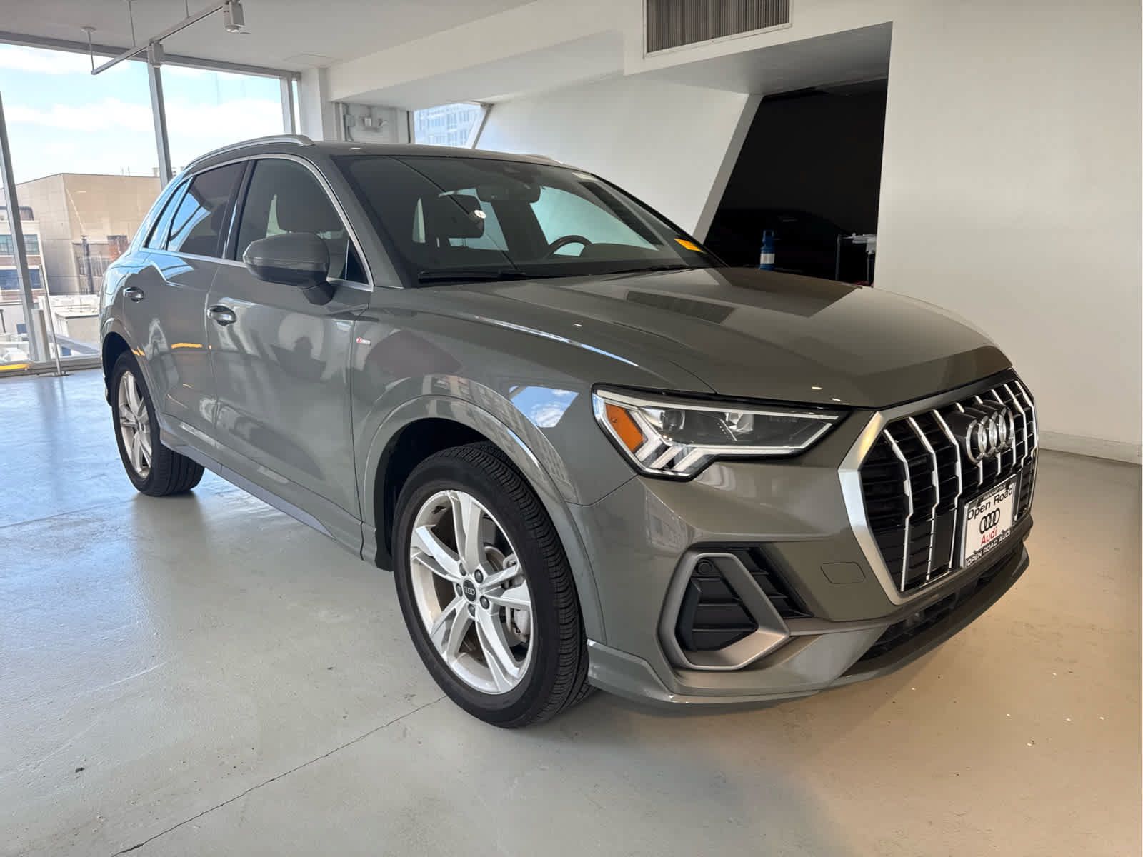 Used 2024 Audi Q3 2.0T Premium Plus AWD/4WD image 4