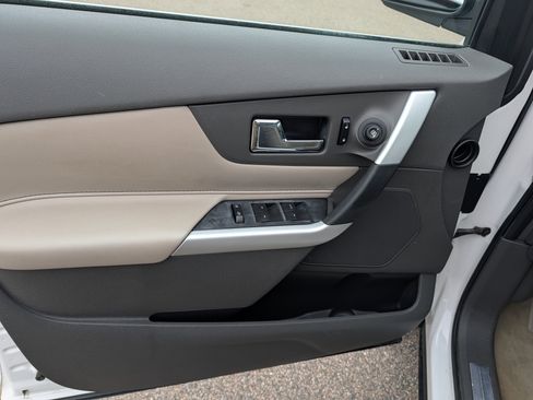 Used 2011 Ford Edge Limited w/ 301A Rapid Spec Order Code image 24