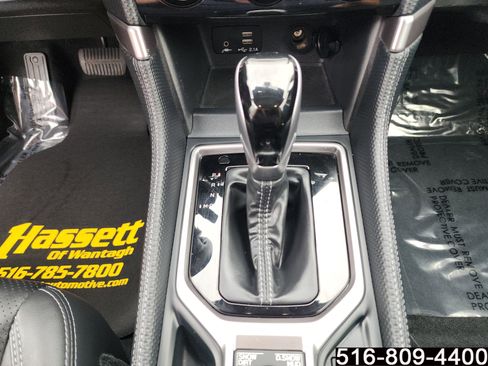 Used 2022 Subaru Forester Limited image 14