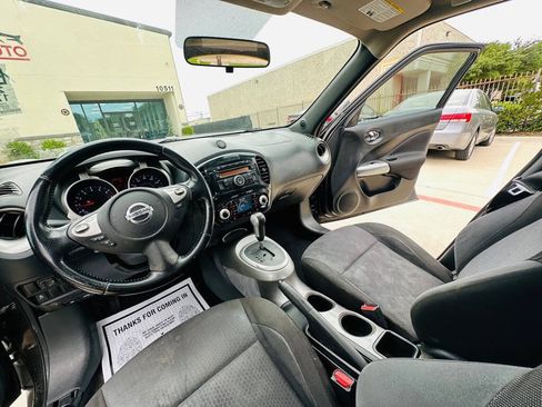 Used 2013 Nissan Juke SV FWD image 15
