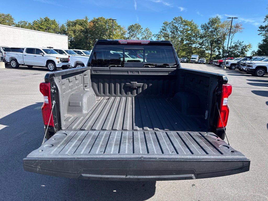 Used 2022 Chevrolet Silverado 1500 LTZ w/ LTZ Premium Package AWD/4WD image 7