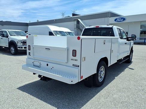 New 2026 Ford F350 XL w/ XL Chrome Package AWD/4WD image 6