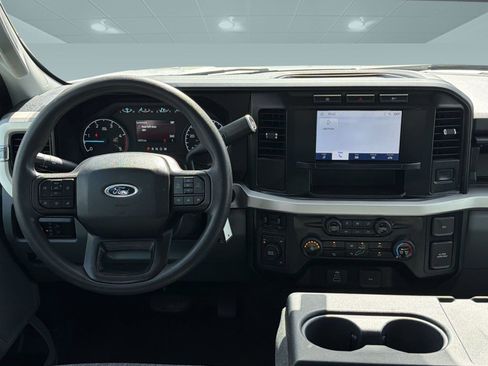 Certified 2024 Ford F250 XLT AWD/4WD image 29