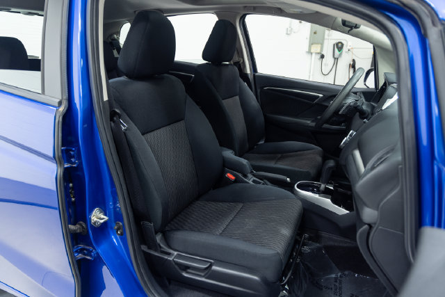 Used 2018 Honda Fit EX image 25