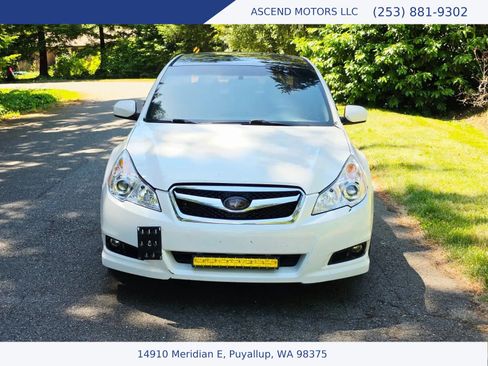 Used 2011 Subaru Legacy 3.6R Limited w/ Popular Equipment Group 2C AWD/4WD image 8
