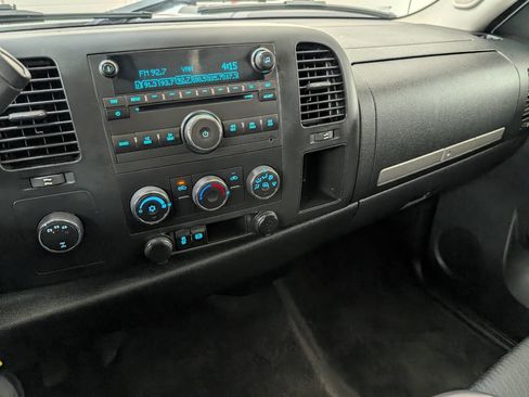 Used 2014 Chevrolet Silverado 2500 LT image 10