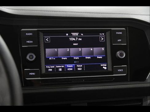 Certified 2023 Volkswagen Jetta SE FWD image 10