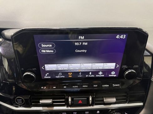 Used 2022 Nissan Pathfinder Platinum AWD/4WD image 32