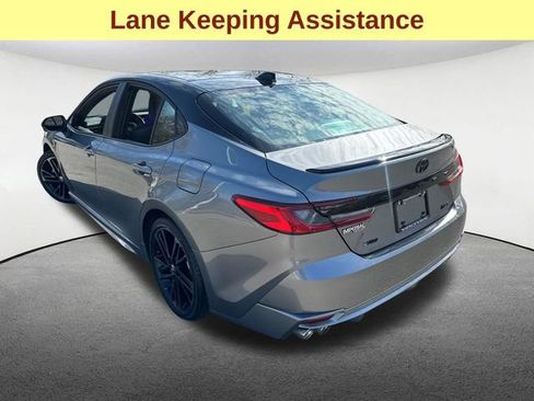 Used 2025 Toyota Camry XSE FWD image 8