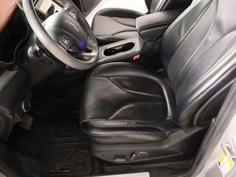 Used 2015 Lincoln MKC FWD w/ Equipment Group 102A Reserve image 12