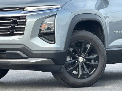 Certified 2025 Chevrolet Equinox LT image 2