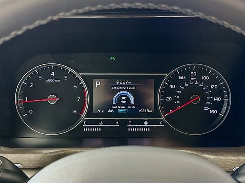 Used 2023 Kia Sorento X-Line EX image 12