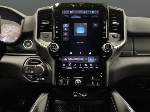 New 2026 RAM 1500 4x4 Crew Cab image 8