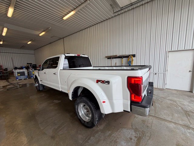 Used 2022 Ford F350 King Ranch w/ King Ranch Ultimate Package AWD/4WD image 15