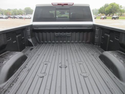 New 2026 GMC Sierra 3500 SLT w/ SLT Premium Package image 7