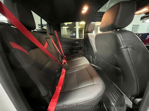 Used 2023 Chevrolet Colorado Z71 w/ Z71 Convenience Package 2 image 25