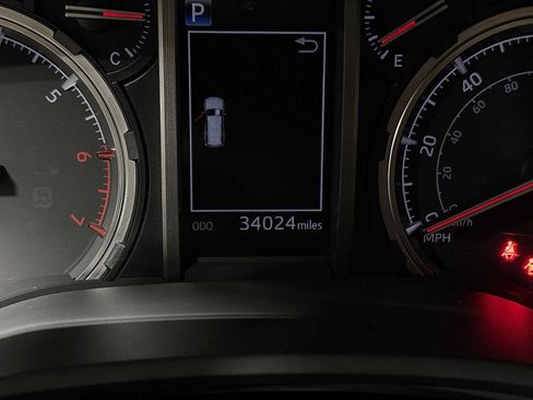 Used 2023 Toyota 4Runner Limited AWD/4WD image 20