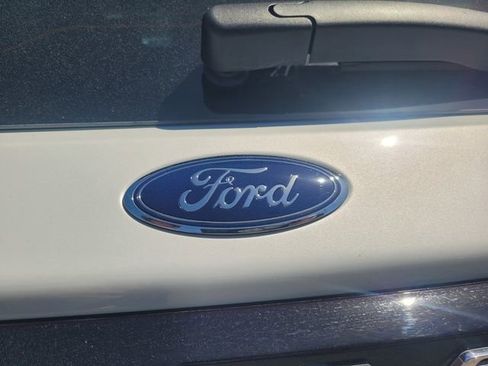 Used 2026 Ford Explorer Active image 7