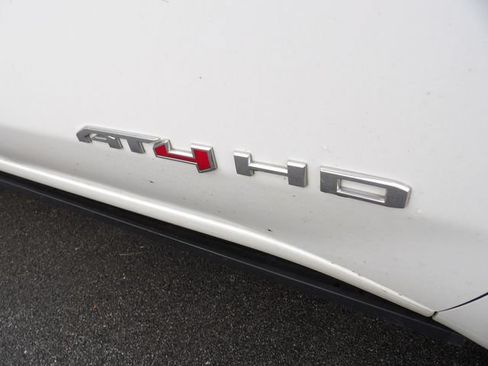 Used 2024 GMC Sierra 3500 AT4 w/ AT4 Premium Plus Package AWD/4WD image 19