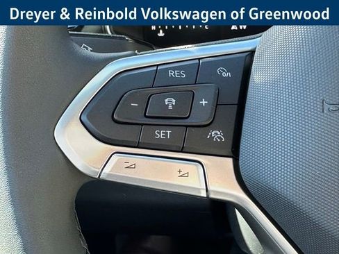 New 2026 Volkswagen Jetta SE image 14
