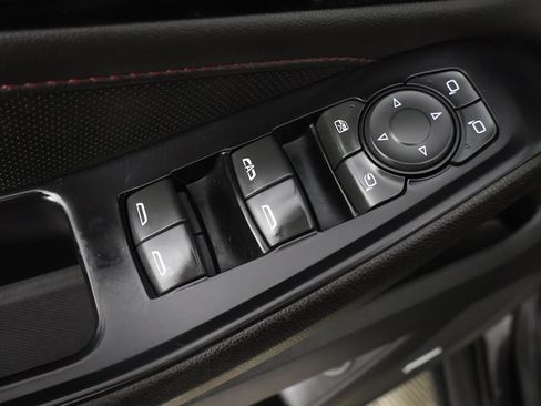 Used 2023 Chevrolet Traverse RS AWD/4WD image 42
