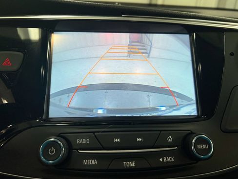 Used 2017 Buick Envision Essence FWD image 15