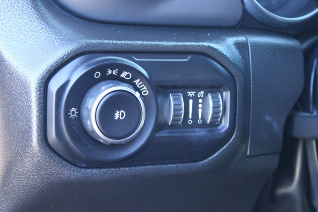 Used 2022 Jeep Wrangler Unlimited Sport AWD/4WD image 12
