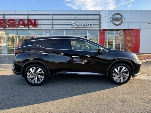 Used 2021 Nissan Murano SL w/ Cargo Package image 2
