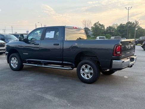 Used 2026 RAM 2500 Big Horn AWD/4WD image 5