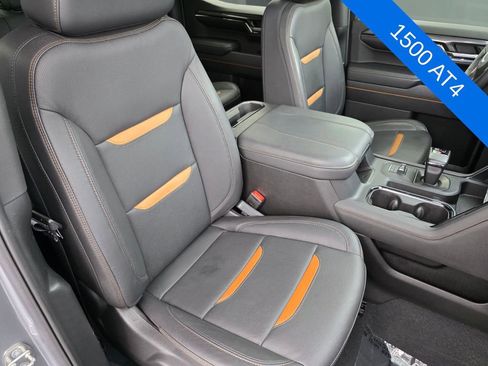 Used 2024 GMC Sierra 1500 AT4 w/ Technology Package image 32