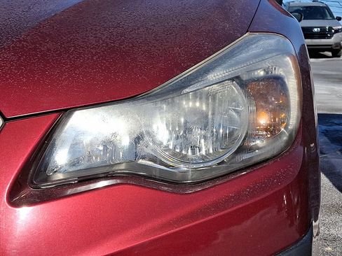 Used 2012 Subaru Impreza 2.0i Premium image 8