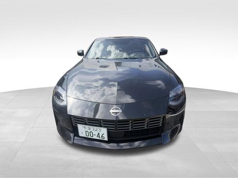 Used 2023 Nissan Z w/ Floor Mat Package RWD image 2