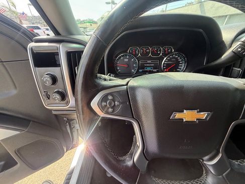 Used 2018 Chevrolet Silverado 1500 LT w/ LT Eassist Package image 24