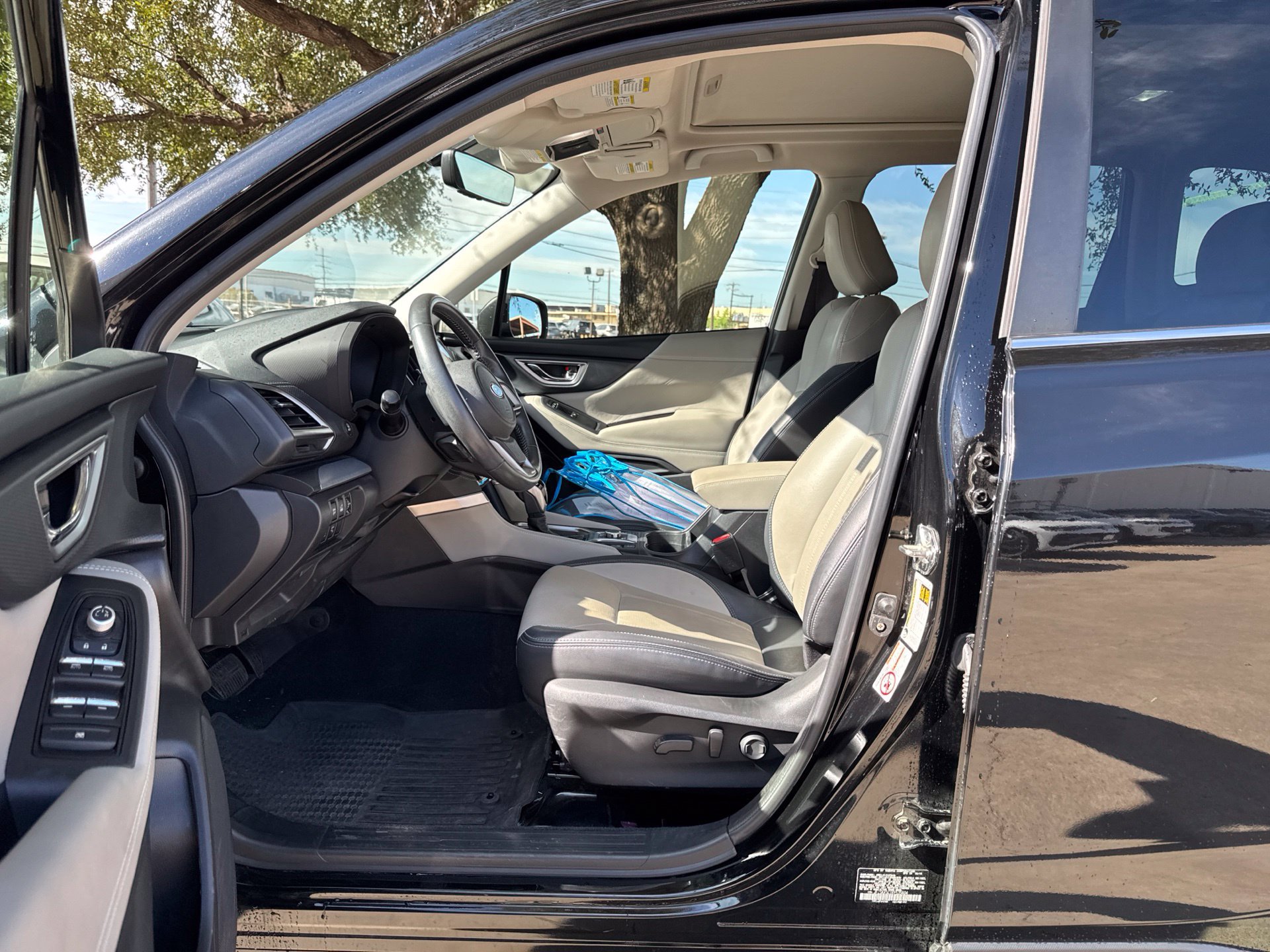 Used 2019 Subaru Forester Limited w/ Popular Package #3 AWD/4WD image 9