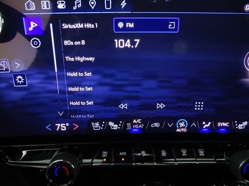 Certified 2025 Chevrolet Blazer EV RS AWD/4WD image 12