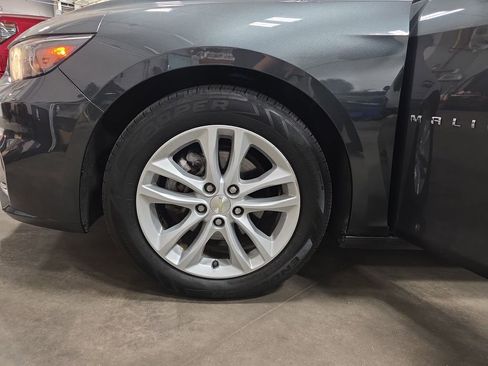 Used 2017 Chevrolet Malibu LT w/ Leather Package image 34