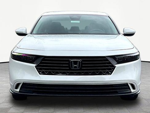 Used 2023 Honda Accord EX image 2