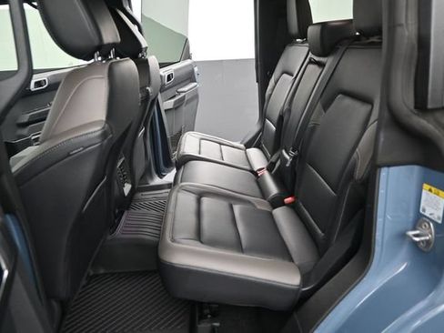 Used 2025 Ford Bronco Outer Banks AWD/4WD image 12