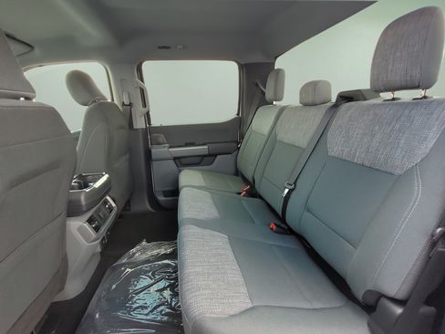 Used 2023 Ford F150 Lightning XLT AWD/4WD image 17
