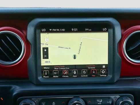 Used 2021 Jeep Wrangler Unlimited Rubicon AWD/4WD image 31