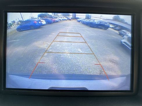 Used 2018 Chevrolet Tahoe LT w/ Luxury Package image 16