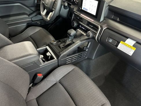 New 2026 Toyota 4Runner SR5 RWD image 17