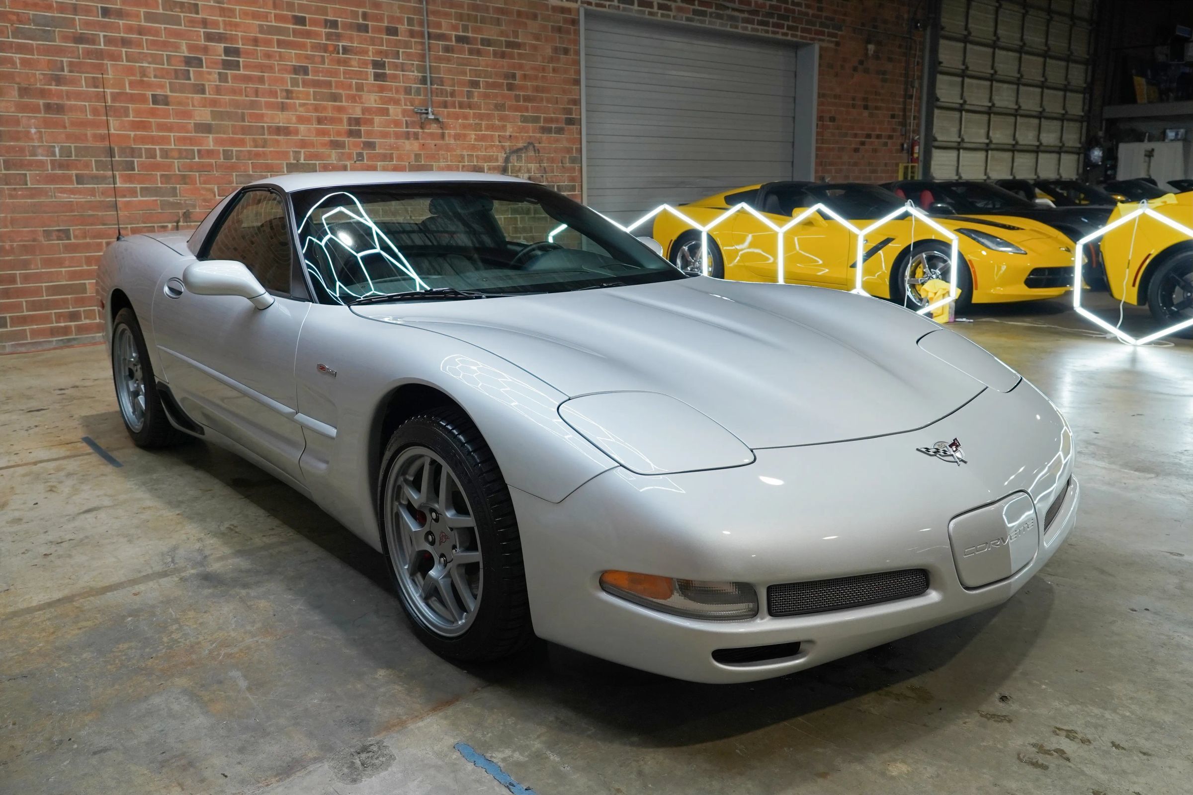 Used 2003 Chevrolet Corvette Z06 w/ Memory Package, 3 Drivers RWD image 3