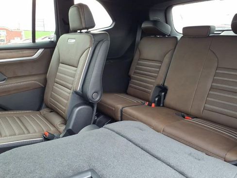 New 2026 GMC Acadia Denali Ultimate image 8