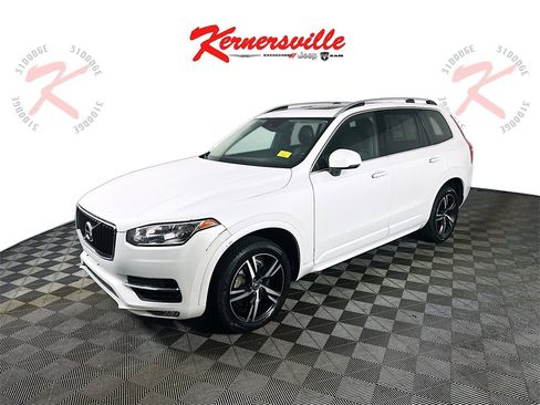 Used 2016 Volvo XC90 T5 Momentum image 3