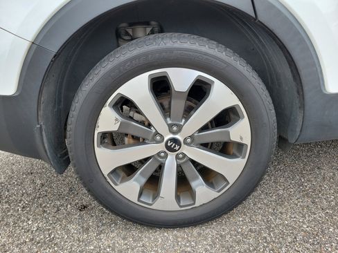 Used 2021 Kia Telluride S FWD image 30
