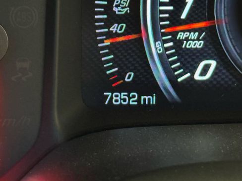 Used 2019 Chevrolet Corvette Z06 RWD image 12