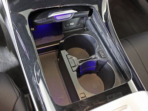 Certified 2024 Mercedes-Benz CLE 300 4MATIC Coupe image 24